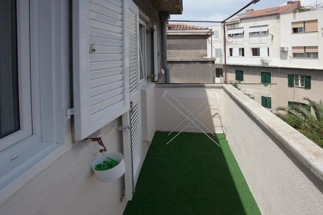 Beach Apartment Butterfly With Sea View Split Zewnętrze zdjęcie