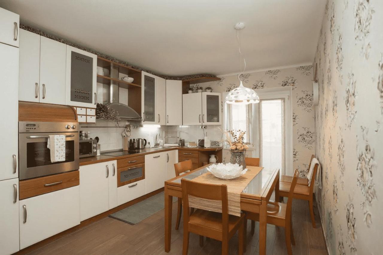 Beach Apartment Butterfly With Sea View Split Zewnętrze zdjęcie