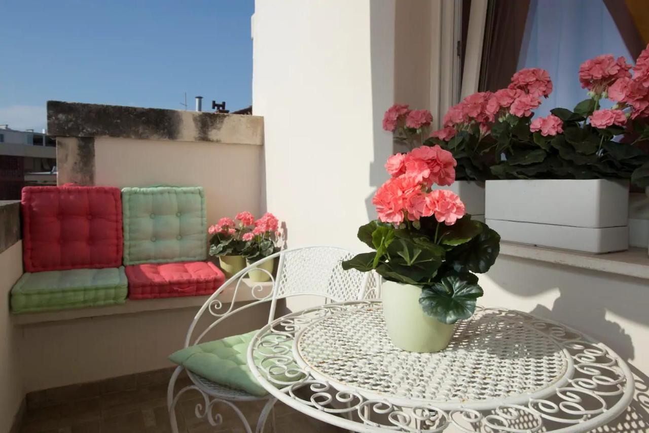 Beach Apartment Butterfly With Sea View Split Zewnętrze zdjęcie