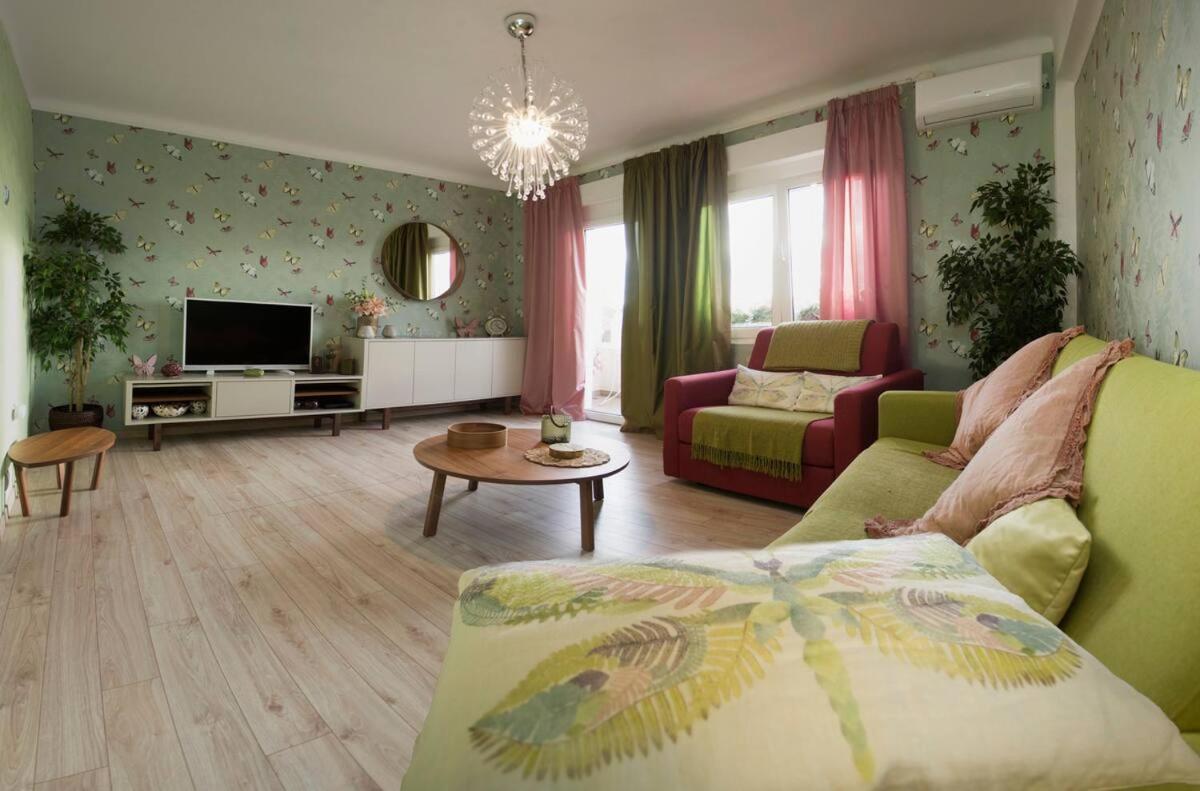 Beach Apartment Butterfly With Sea View Split Zewnętrze zdjęcie