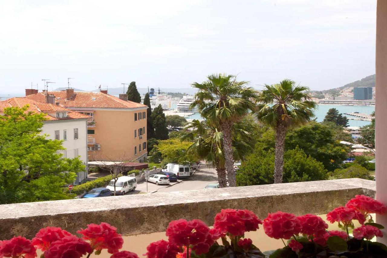 Beach Apartment Butterfly With Sea View Split Zewnętrze zdjęcie